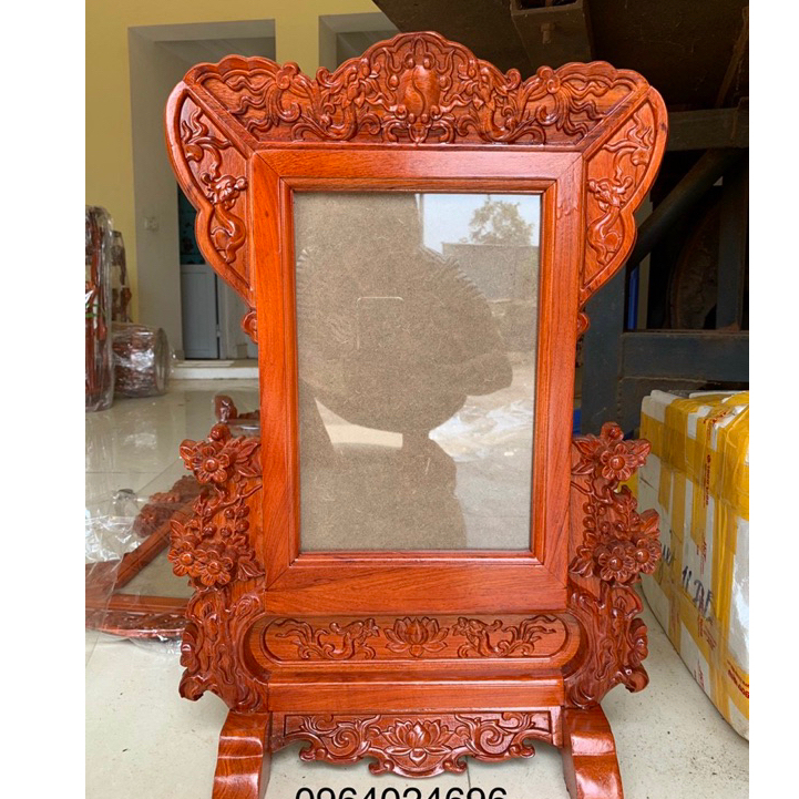 khung ảnh thờ chiện mai kích thước 20x30, 25x35 trong lòng ảnh, gỗ hương đá, gõ