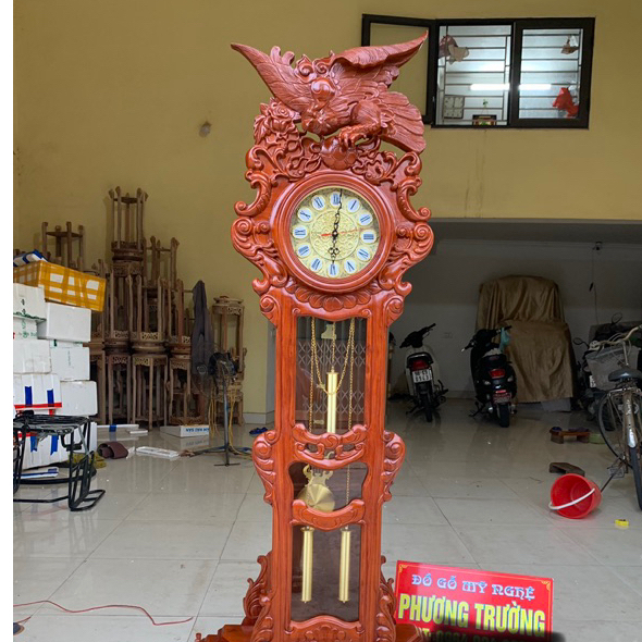 đồng hồ cây cao 1m70 gỗ mun đuôi công, hương đá