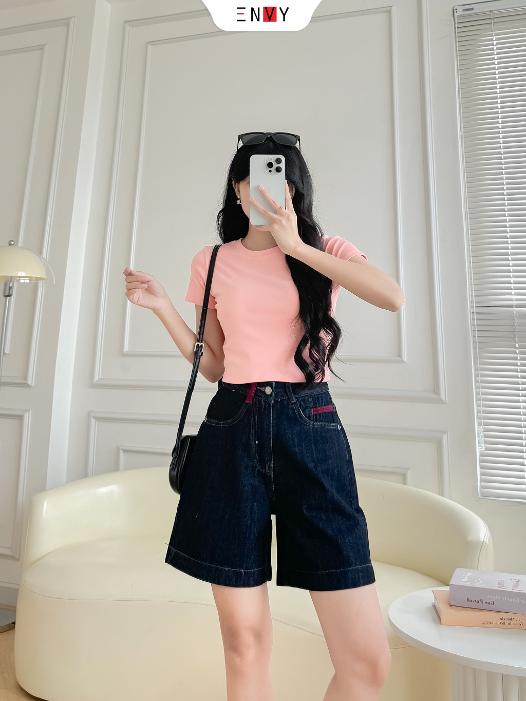 Ảnh Quần Jean Short Nữ Form Ngố Năng Động, Trẻ Trung Dễ Phối Đồ ENVY JS57 4