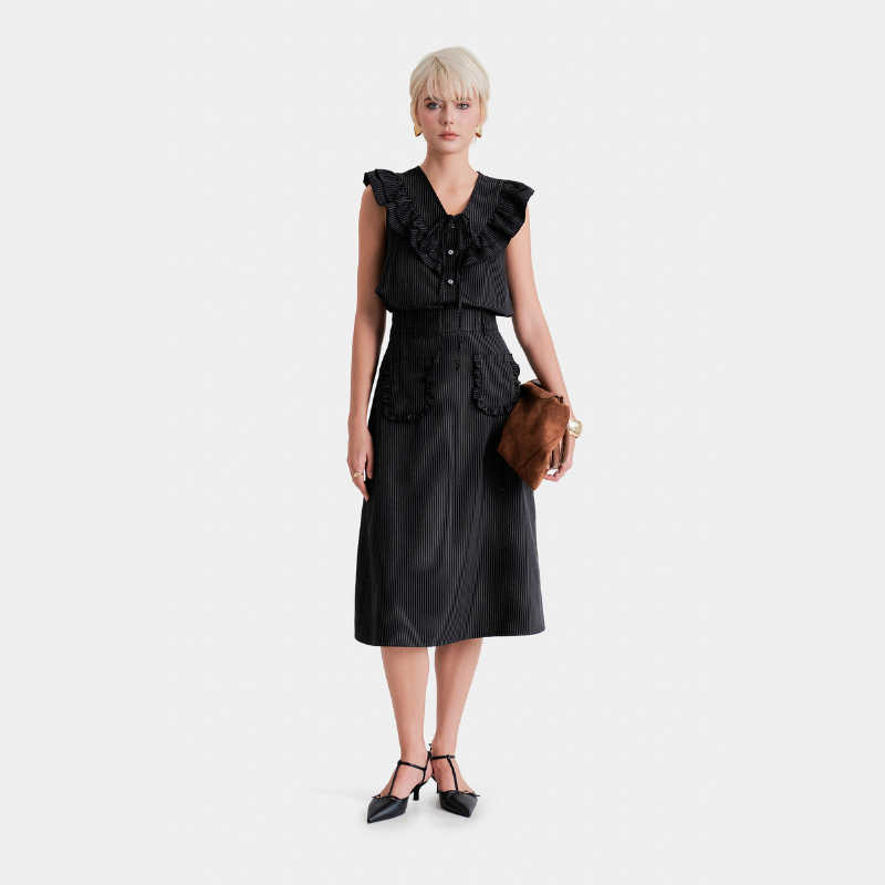 Ảnh Váy Kaki Kiểu Nữ MARC FASHION Sọc 2 Túi Viền Bèo - CBQH040925 2