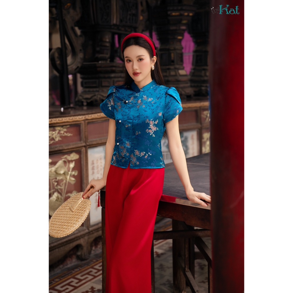 Áo Chu Cát The Kat House, vải gấm Thượng Hải cao cấp, vừa nhẹ nhàng, thanh lịch, dịu dàng, du xuân, đi chơi, cà phê
