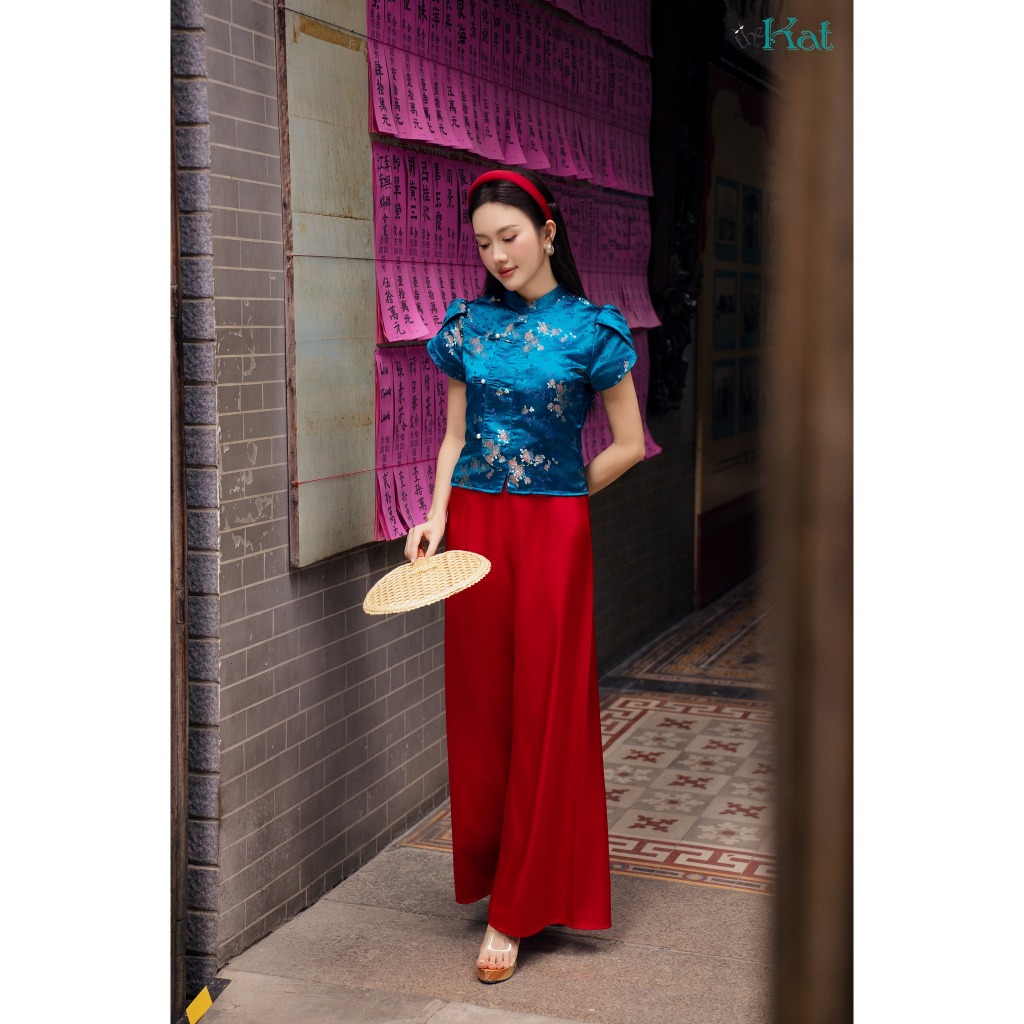 Áo Chu Cát The Kat House, vải gấm Thượng Hải cao cấp, vừa nhẹ nhàng, thanh lịch, dịu dàng, du xuân, đi chơi, cà phê