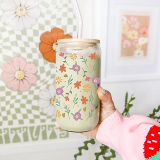 Cốc Thủy Tinh Hoa Nhí 500ml, Ly Thủy Tinh Nắp Tre 16Oz Chịu Nhiệt Kèm Phụ Kiện, Quà Tặng Sinh Nhật