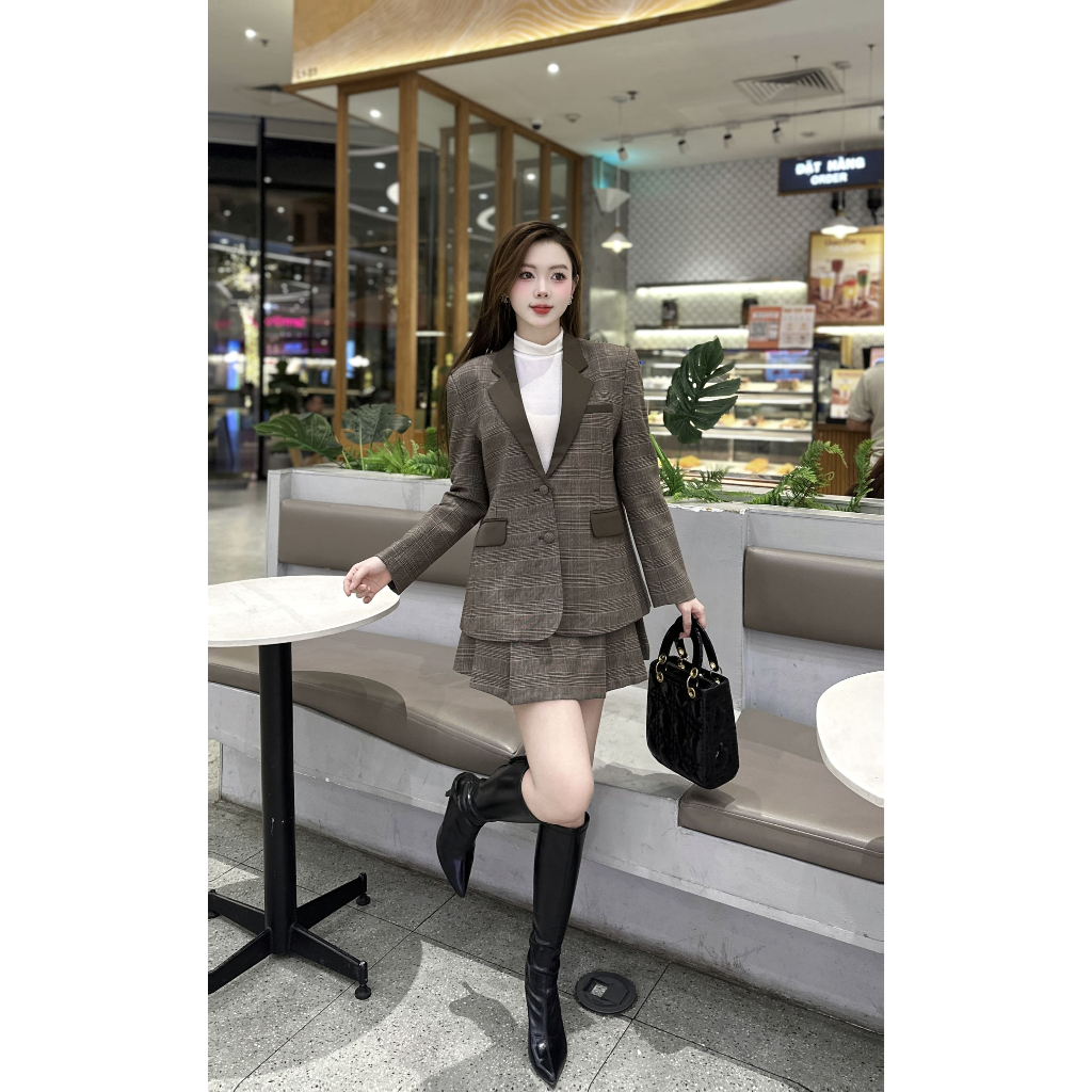 Vest nữ