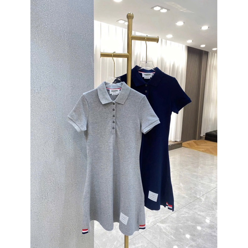 ⚡️[Hight Quality] Chân Váy Cổ Bẻ \/hom A Line Mini For Women - Điểm Nhấn Logo Vạch Màu Sang Trọng Loại 1