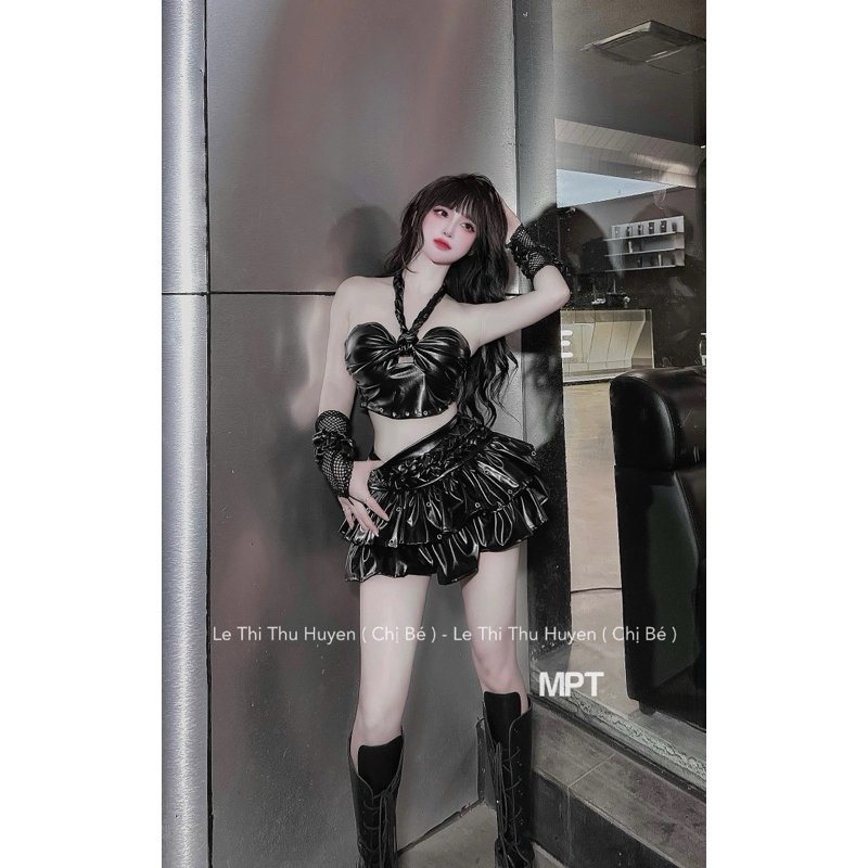 Set váy da cổ yếm xoè xinh kèm găng tay rời sexy mlem