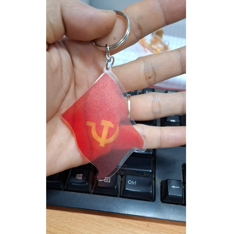 Móc khóa cờ Việt Nam mica in UV