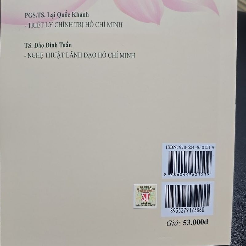 Sách - Những bức thư kể chuyện Bác Hồ