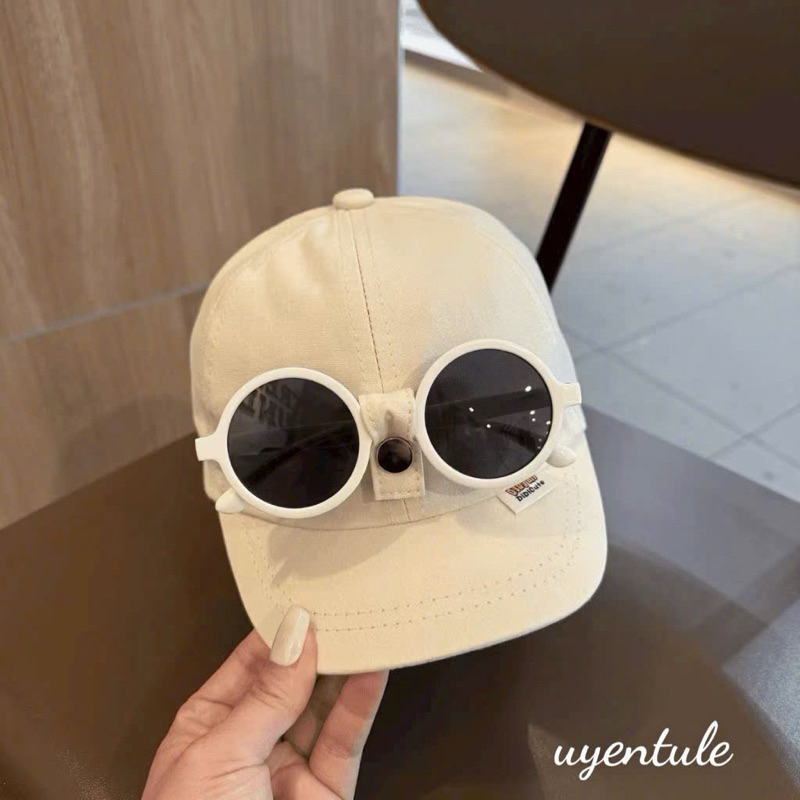 Set mũ kèm kính bé 4 màu