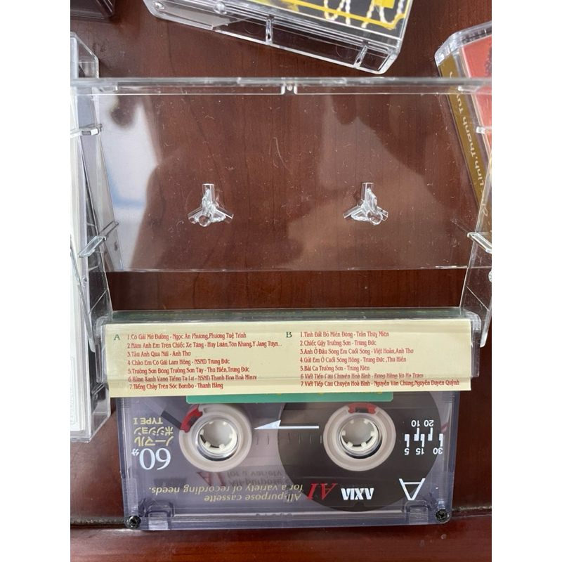Băng Cassette Nhạc Cách Mạng Đi Cùng Năm Tháng