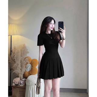 VÁY NỮ ĐEN DÁNG NGẮN CHÂN XOÈ XẾP LY