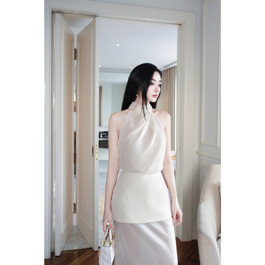 Set áo khoét vai Khiết Fashion liền váy màu kem tinh tế phù hợp đi tiệc KS59