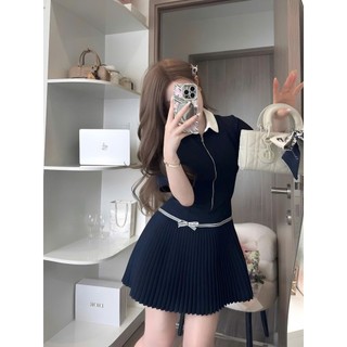 Váy Đầm Cổ Sen Khóa Kéo Liền Váy Xòe Xếp Ly, Chất Vải Tuyết Mưa Dày Dặn Đứng Form