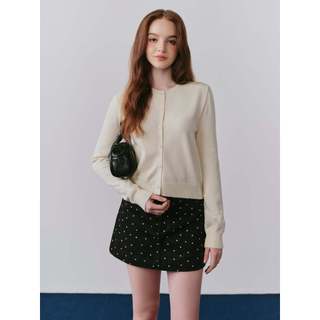 Áo OLV len cardigan cổ tròn dài tay dáng basic trẻ trung Yona Long Sleeve phù hợp đi làm đi chơi