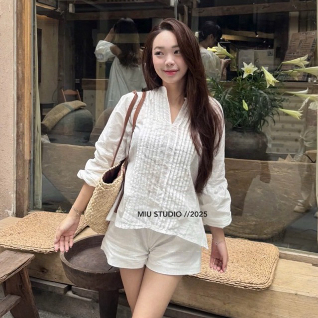 Áo thô tay bồng MIU.STUDIO phối dập ly cao cấp kèm quần sooc ngắn thiết kế cạp chun phong cách năng động