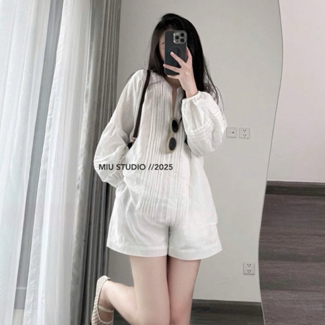 Áo thô tay bồng MIU.STUDIO phối dập ly cao cấp kèm quần sooc ngắn thiết kế cạp chun phong cách năng động