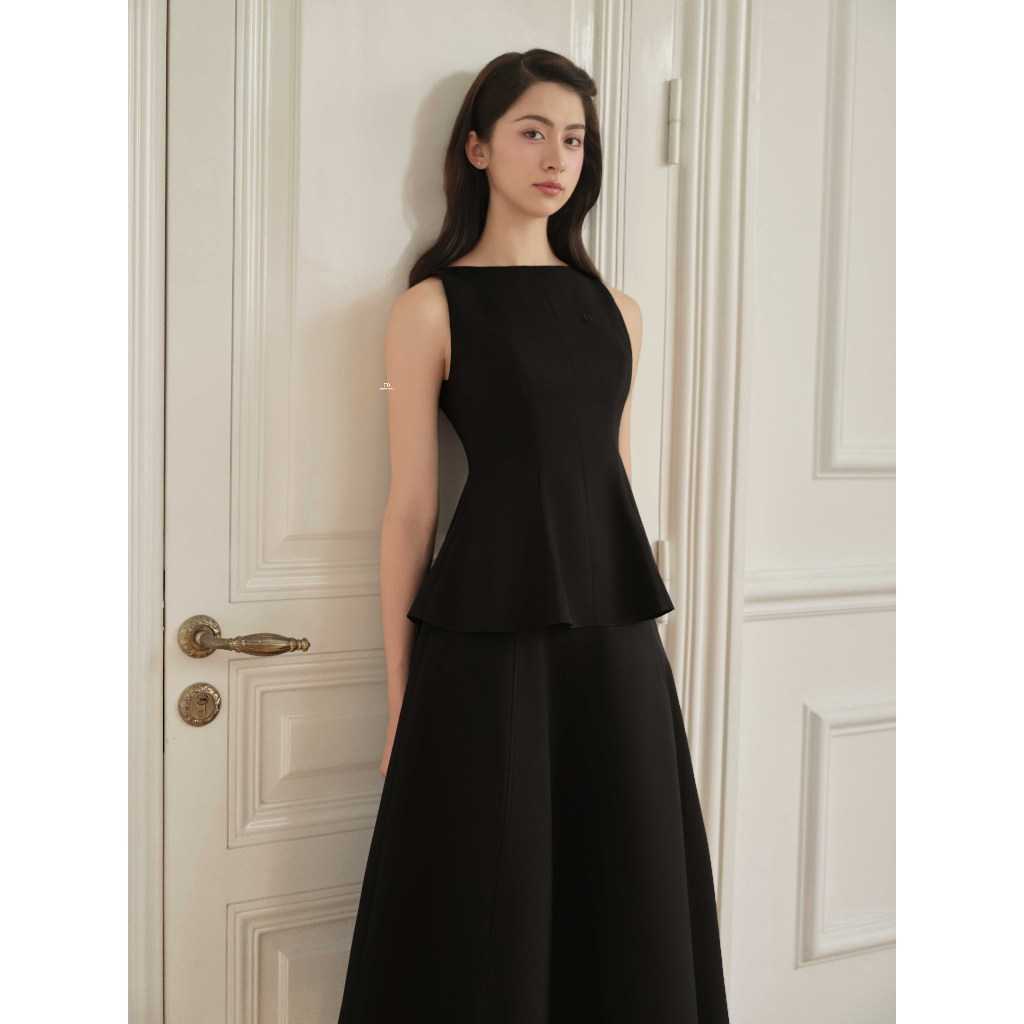 Set áo cổ ngang không tay peplum 2T25.2504K + chân váy midi bổ múi dáng xòe 4L03.2505K – thời trang công sở nữ JM