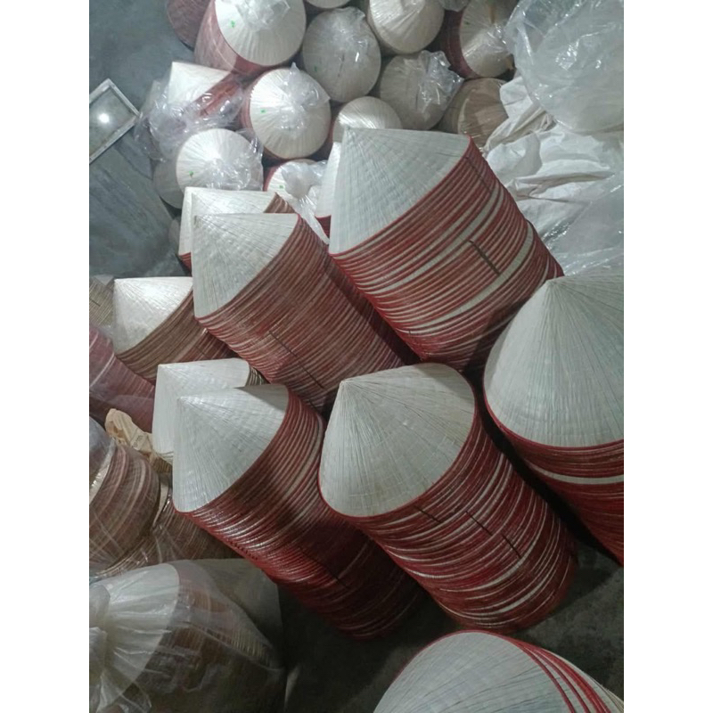 ( Hỏa Tốc - giảm giá 50%)Nón sơn nón sao vàng 2 vòng, Nón lá trang trí kèm dây nón , Nón người lớn, Nón cho béNón 3 lớp