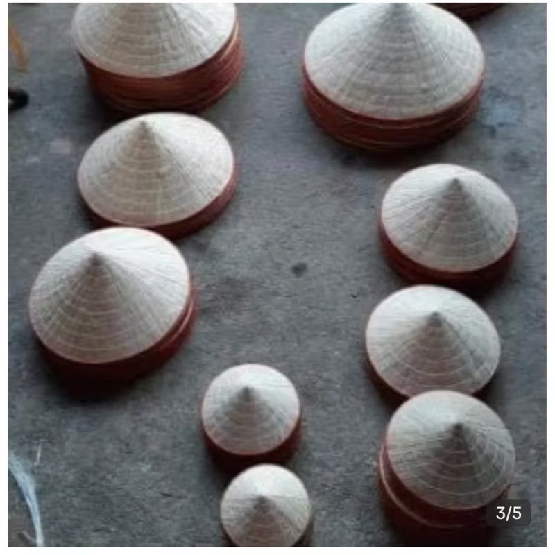 ( Hỏa Tốc - giảm giá 50%)Nón sơn nón sao vàng 2 vòng, Nón lá trang trí kèm dây nón , Nón người lớn, Nón cho béNón 11 vòn