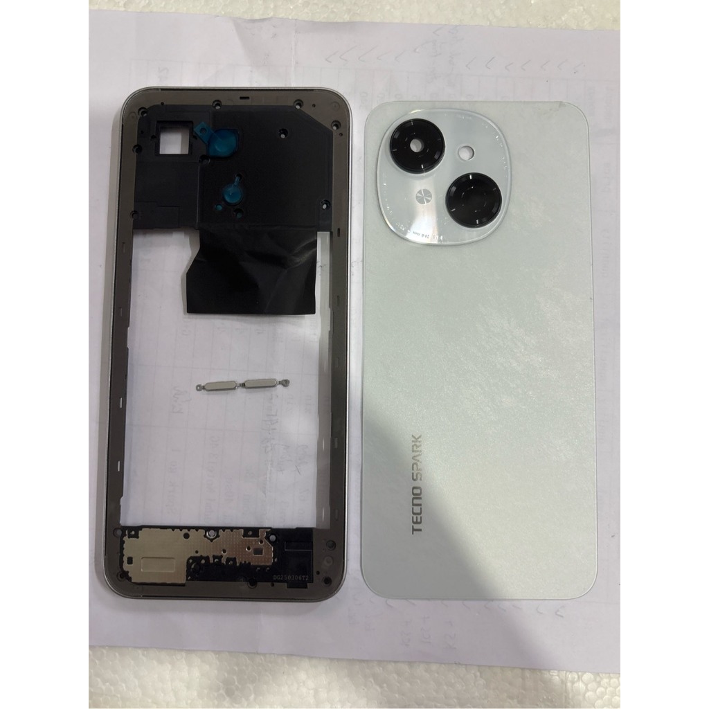 vỏ/lưng tecno spark go 1