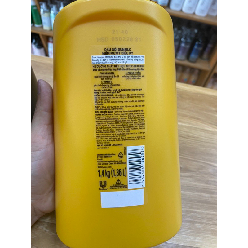 Sunsilk Dầu Gội Chuyên Dụng 1.4Kg Vàng Mềm Mượt Diệu Kỳ-Đen Óng Mượt Rạng Ngời