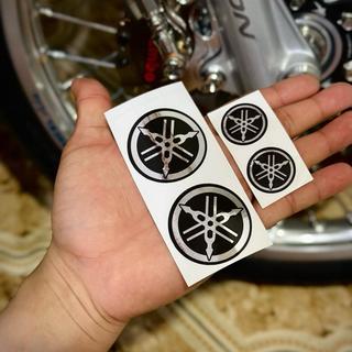 Tem Sticker Crom Logo Yamaha Tròn Dán Dàn Áo, Mặt Nạ Exciter 135-150-155 |SGDC - 1 Cặp|
