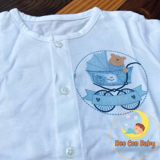 Áo tay ngắn cút giữa trắng Hello B&B chất cotton mát cho bé