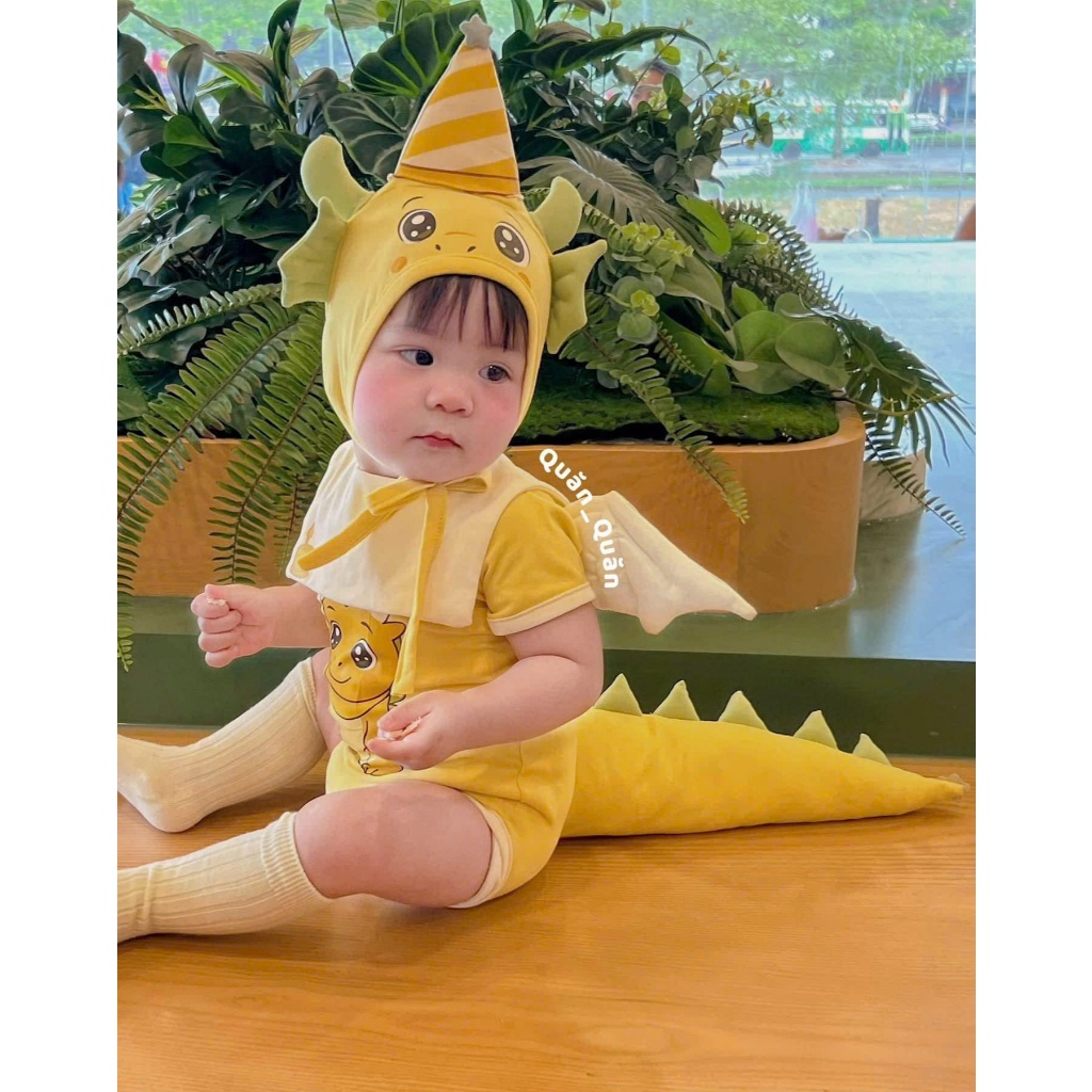 (SẴN SHIP ) Tặng kèm Tất - Rồng Vàng kèm mũ, túi tặng kèm tất màu vàng cho bé trai bé gái xinh xỉu, chất vải đẹp mềm mịn