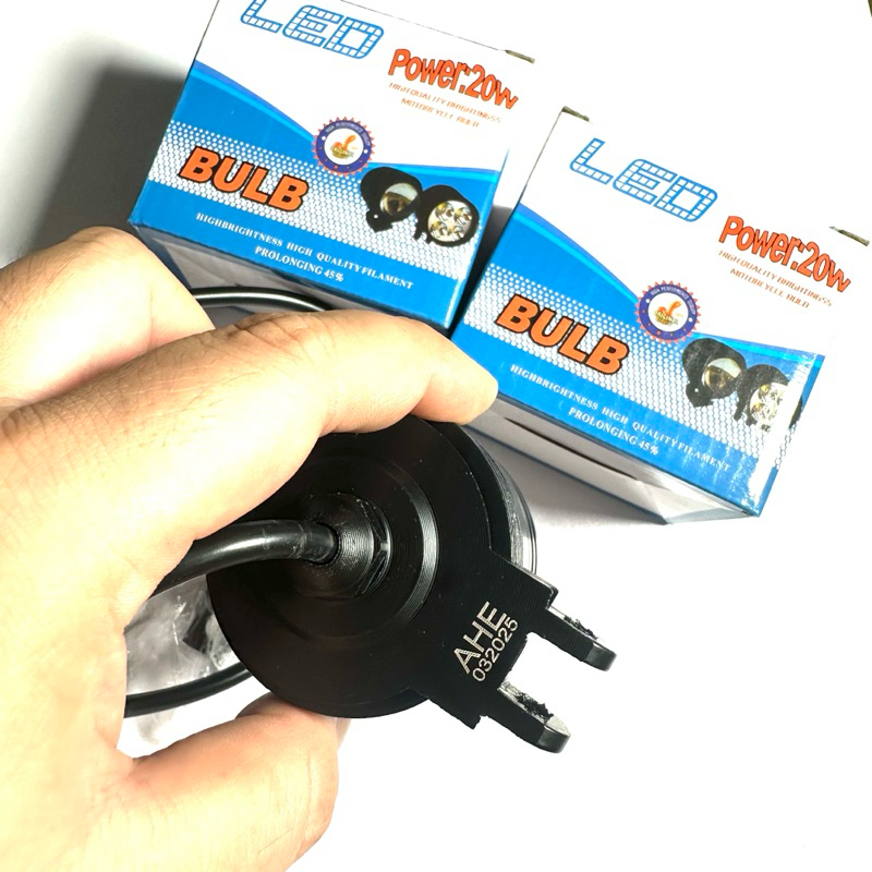 Đèn Trợ Sáng Xe Máy L4 – Siêu Sáng, Bền Bỉ, Chống Nước Chuẩn IP68