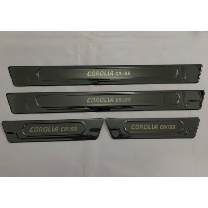 Ốp bậc cửa, nẹp bước chân xe Toyota Corolla Cross 2020-2026 Vân Titan