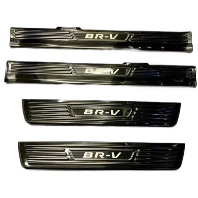 Ốp bậc cửa, nẹp bước chân xe Honda BRV 2023-2025 Vân Titan hàng cao cấp