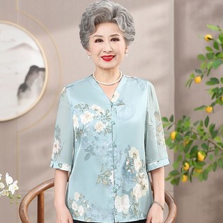 Áo sơ mi giữa tuổi trung niên và tuổi già, áo sơ mi mùa hè của bà