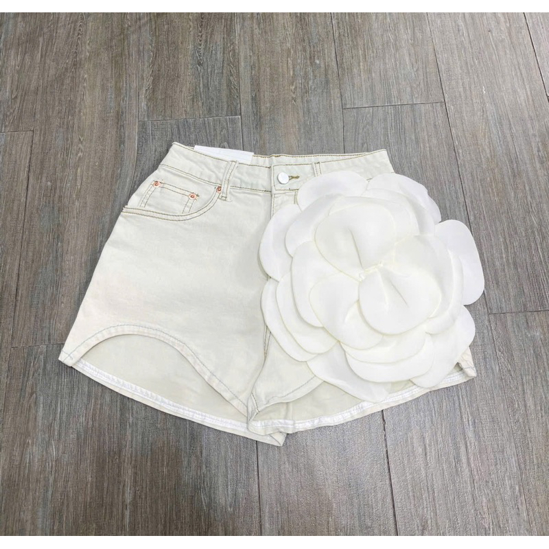 set áo và quần short đính hoa to