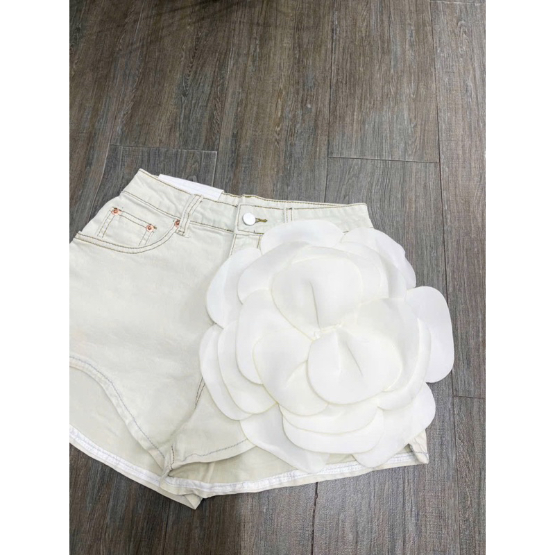 set áo và quần short đính hoa to
