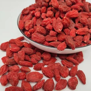 250g Kỷ tử 3A sấy khô. Kỷ tử 3A sấy khô hỗ trợ sức khỏe từ thảo mộc tự nhiên, nấu chè dưỡng nhan