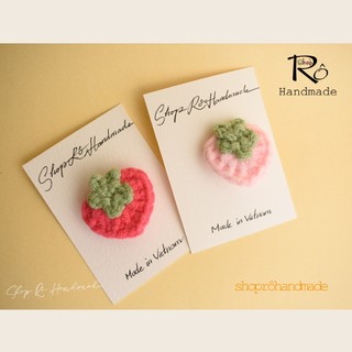 Ghim cài áo trái dâu ngọt ngào xinh yêu 3cm |Pin, trâm cài balo, cặp, huy hiệu |Shop Rô Handmade