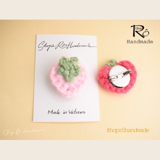 Ghim cài áo trái dâu ngọt ngào xinh yêu 3cm |Pin, trâm cài balo, cặp, huy hiệu |Shop Rô Handmade