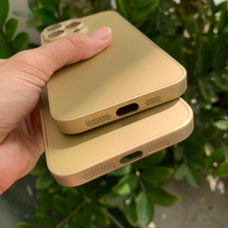 Ốp lưng Likgus nhám chống vân độ màu vàng sa mạc cho IPhone 11 12 13 14 15 16promax pro plus