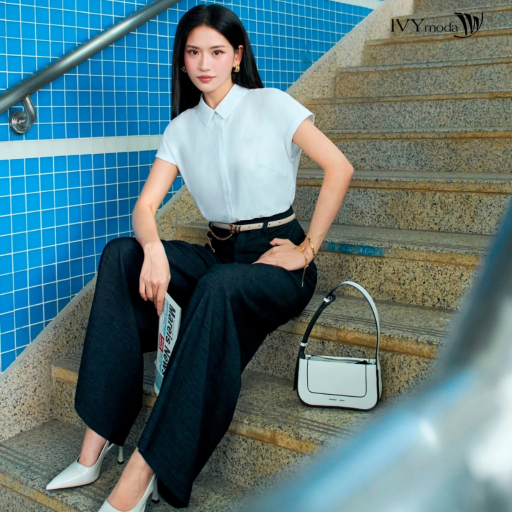 Ảnh Flared Denim Trousers - Quần Jeans cạp cao, Quần công sở dạo phố nữ IVY moda MS 22B0127 1