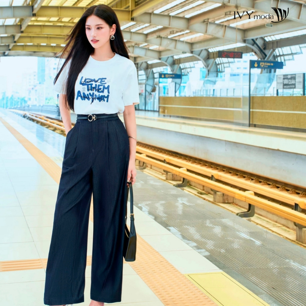 Ảnh Graphic Tee - Áo thun cotton nữ in chữ , Áo basic trẻ trung dạo phố IVY moda MS 57M9124 3