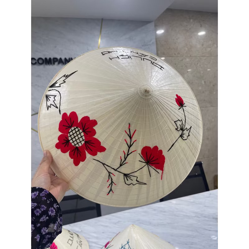 ( Hỏa Tốc Hà Nội - Ship Tỉnh)Nón huế thêu, Nón lụa , Nón lá trang trí , Nón người lớn đội đẹp , Nón cho bé đội chụp ảnh