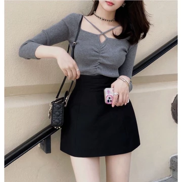 Chân Váy Kaki Nữ Cạp Cao Thêu Con Ong - Chân Váy Ngắn Kaki Mềm Hàn Quốc Form Đẹp - Sang chảnh, Tôn dáng, Dễ phối.