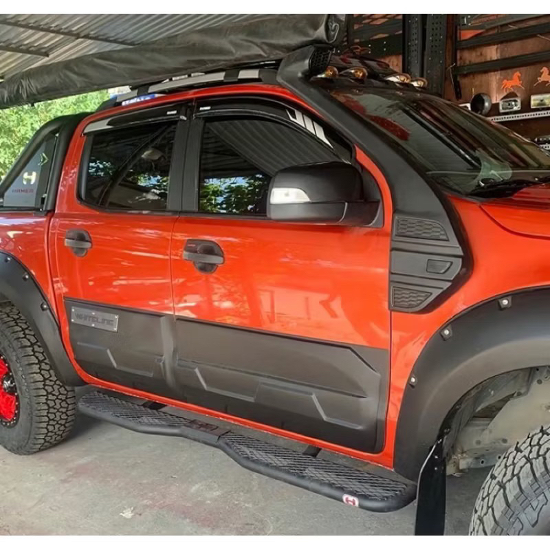 Vè che mưa Ford Ranger 2014-2025 nhựa ABS 2 màu hàng cao cấp