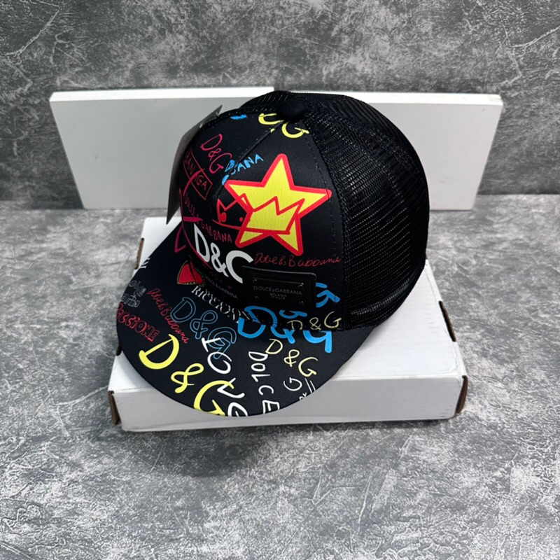 MŨ KẾT HIPHOP CHO BÉ 3-7 TUỔI HOẠ TIẾT MÀU LẠ PHỐI LƯỚI CỰC HOT