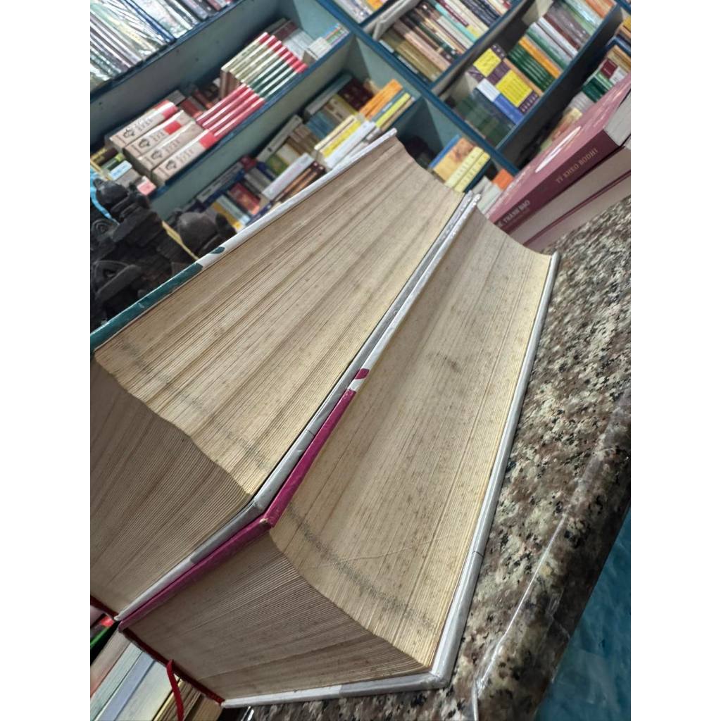 Ảnh Sách - Các Tác Gỉa Văn Chương Việt Nam (Bộ 2 quyển) 1