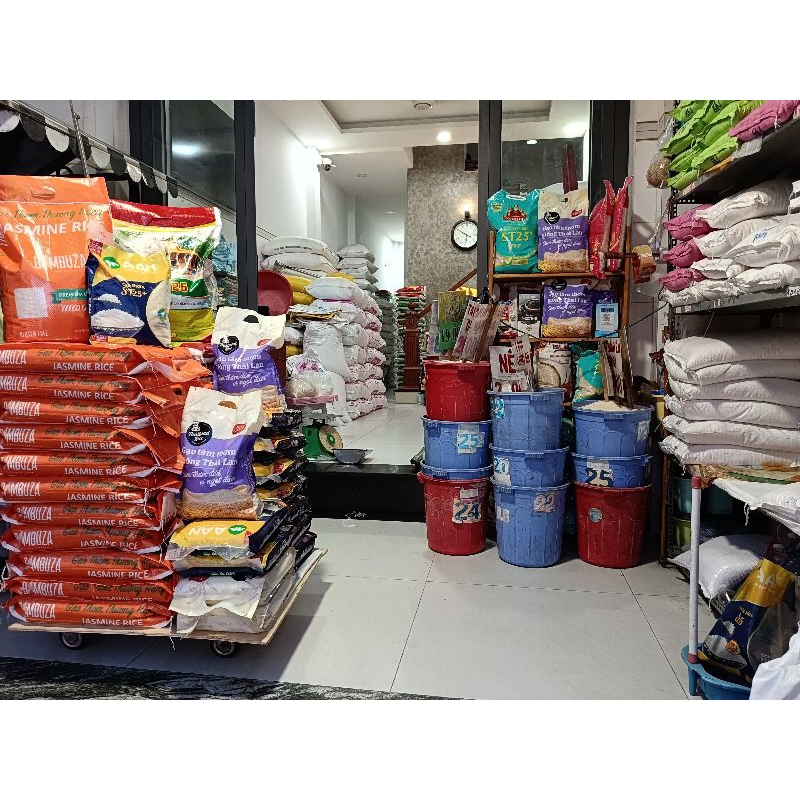 Túi 5kg - Gạo Thái Lan hoa ly - hàng loại 1- Đậm vị, cơm trắng, dẻo mềm, thơm tư nhiên. Cam kết không hóa chất độc hại