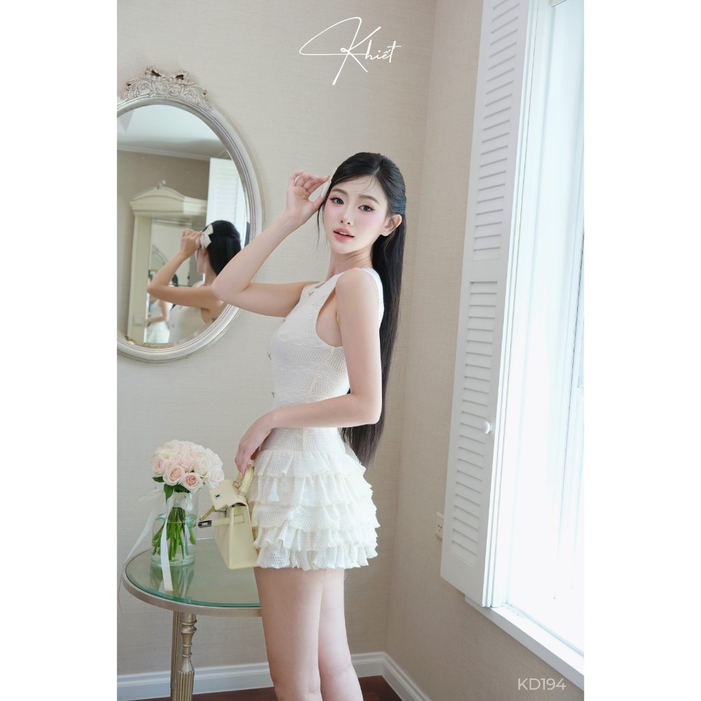 Đầm KHIẾT dáng ôm mã KD194 ren kem dệt kim tùng váy xếp tầng nhúng bồng bềnh