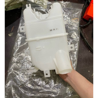 Bình nước rửa kính Fadil,New Spark hàng Gm:42344530 Chính hãng