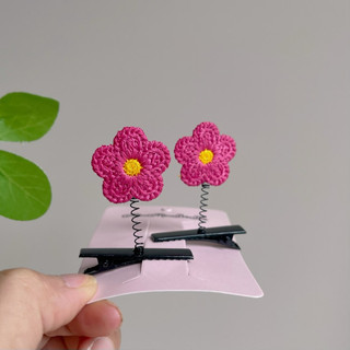 Set 2 kẹp lò xo gắn bông hoa nhiều màu sắc cho bé yêu
