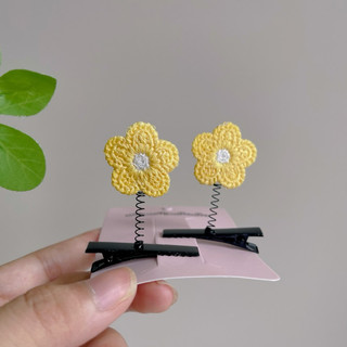 Set 2 kẹp lò xo gắn bông hoa nhiều màu sắc cho bé yêu
